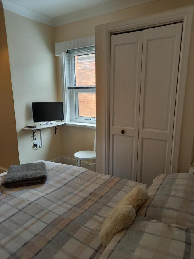 Crofton Guest House Weymouth Exteriör bild