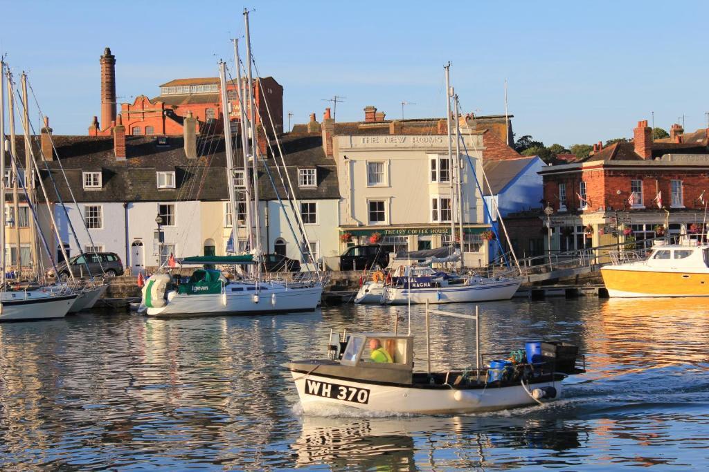 Crofton Guest House Weymouth Exteriör bild